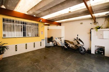 Casa à venda com 149m², 3 quartos e 2 vagasGaragem