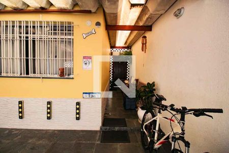 Casa à venda com 149m², 3 quartos e 2 vagas Casa à venda com 149m², 3 quartos e 2 vagasEntrada