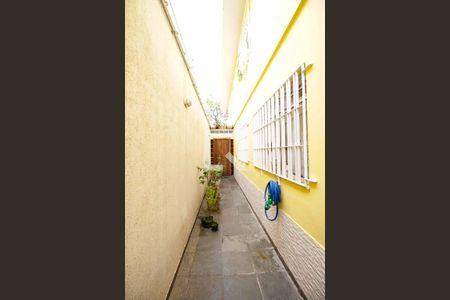 Casa à venda com 149m², 3 quartos e 2 vagas Casa à venda com 149m², 3 quartos e 2 vagasCorredor