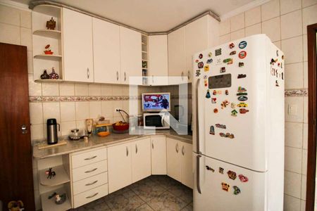 Casa à venda com 149m², 3 quartos e 2 vagas Casa à venda com 149m², 3 quartos e 2 vagasCozinha