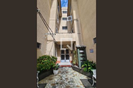 Apartamento para alugar com 70m², 3 quartos e sem vaga Apartamento para alugar com 70m², 3 quartos e sem vagaEntrada