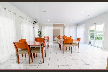 Apartamento para alugar com 56m², 1 quarto e sem vagaÁrea comum - Salão de festas