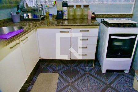 Casa à venda com 300m², 6 quartos e 2 vagas Casa à venda com 300m², 6 quartos e 2 vagasCopa / Cozinha