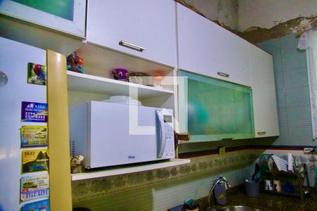 Casa à venda com 300m², 6 quartos e 2 vagas Casa à venda com 300m², 6 quartos e 2 vagasCopa / Cozinha