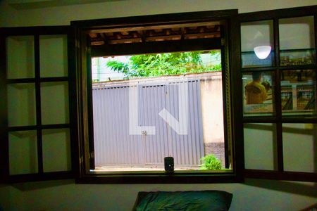 Casa à venda com 300m², 6 quartos e 2 vagasSuíte anexo