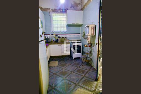 Casa à venda com 300m², 6 quartos e 2 vagas Casa à venda com 300m², 6 quartos e 2 vagasCopa / Cozinha