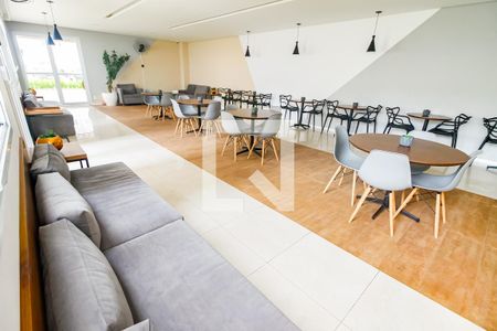 Apartamento à venda com 42m², 2 quartos e 1 vaga Apartamento à venda com 42m², 2 quartos e 1 vagaÁrea comum - Salão de festas