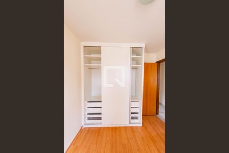 Quarto 2 de apartamento para alugar com 3 quartos, 90m² em Serra, Belo Horizonte