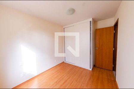 Quarto 2 de apartamento para alugar com 3 quartos, 90m² em Serra, Belo Horizonte