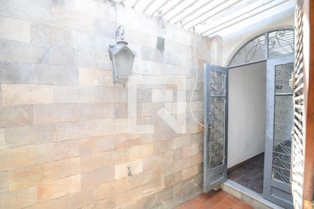 Casa à venda com 250m², 3 quartos e 2 vagas Casa à venda com 250m², 3 quartos e 2 vagasVista do Quarto 2