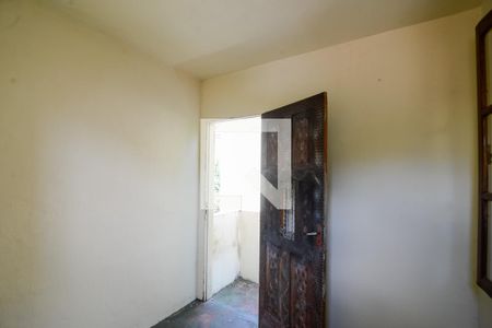 Casa à venda com 250m², 3 quartos e 2 vagas Casa à venda com 250m², 3 quartos e 2 vagasQuarto de Serviço
