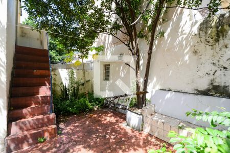 Casa à venda com 250m², 3 quartos e 2 vagas Casa à venda com 250m², 3 quartos e 2 vagasÁrea de Serviço