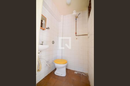Casa à venda com 250m², 3 quartos e 2 vagas Casa à venda com 250m², 3 quartos e 2 vagasBanheiro de Serviço