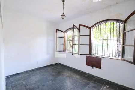 Casa à venda com 250m², 3 quartos e 2 vagas Casa à venda com 250m², 3 quartos e 2 vagasQuarto 1