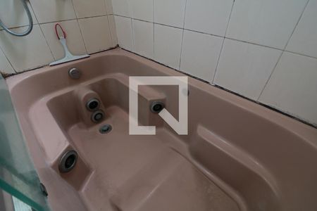 Apartamento para alugar com 68m², 2 quartos e 1 vagaBanheiro - banheira