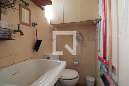 Apartamento para alugar com 68m², 2 quartos e 1 vagaBanheiro de serviço