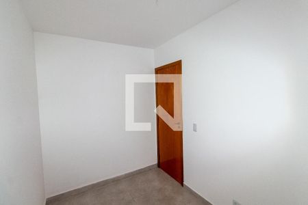 Quarto 1 de apartamento à venda com 2 quartos, 45m² em Jardim Maringa, São Paulo