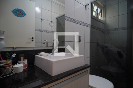 Casa à venda com 125m², 3 quartos e 2 vagasBanheiro