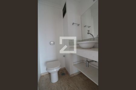Apartamento para alugar com 257m², 3 quartos e 4 vagasLavabo