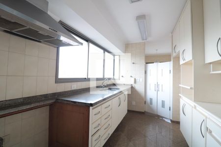 Apartamento para alugar com 257m², 3 quartos e 4 vagasCozinha