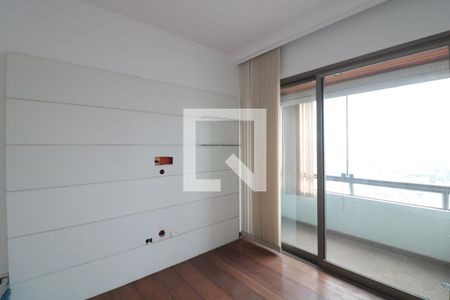 Apartamento para alugar com 257m², 3 quartos e 4 vagasSala de Tv