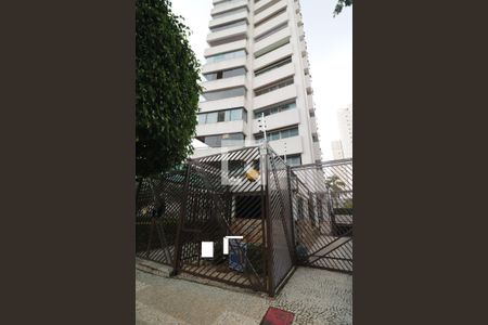 Apartamento para alugar com 257m², 3 quartos e 4 vagasFachada