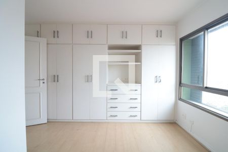 Apartamento para alugar com 257m², 3 quartos e 4 vagasSuite 2
