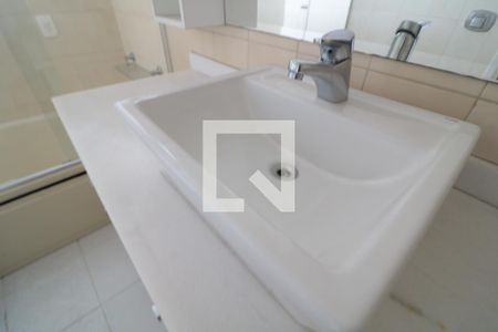 Apartamento para alugar com 257m², 3 quartos e 4 vagasBanheiro da Suíte 1- pia