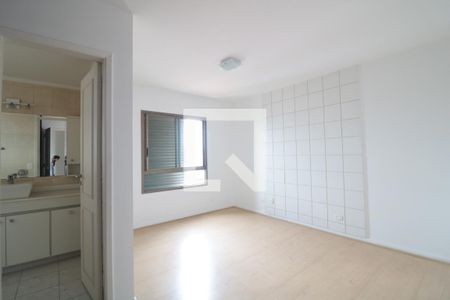 Apartamento para alugar com 257m², 3 quartos e 4 vagasSuite 1