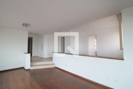 Apartamento para alugar com 257m², 3 quartos e 4 vagasSala