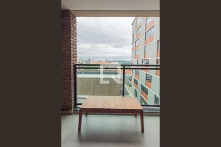 Apartamento à venda com 50m², 1 quarto e 1 vaga Apartamento à venda com 50m², 1 quarto e 1 vagaVaranda