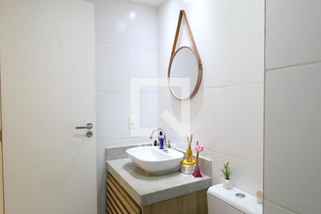 Apartamento à venda com 61m², 2 quartos e 1 vagaBanheiro Social