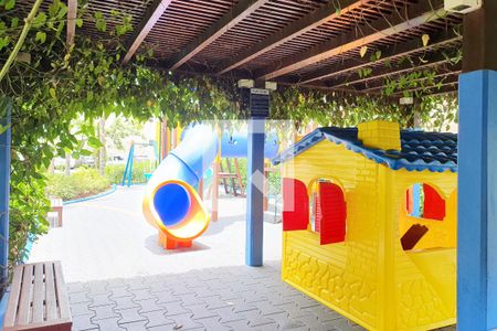 Apartamento à venda com 61m², 2 quartos e 1 vaga Apartamento à venda com 61m², 2 quartos e 1 vagaÁrea comum - Playground