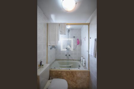 Apartamento à venda com 110m², 3 quartos e 2 vagasBanheiro suíte 3