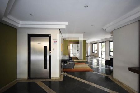 Apartamento à venda com 110m², 3 quartos e 2 vagasHall social