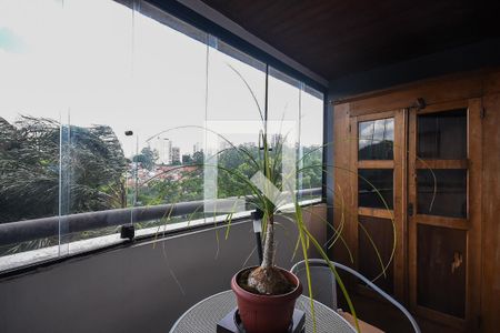 Apartamento à venda com 110m², 3 quartos e 2 vagasVaranda