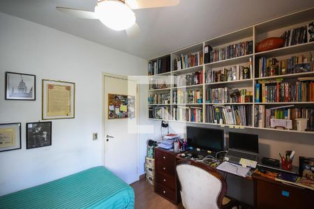 Apartamento à venda com 110m², 3 quartos e 2 vagasSuíte 1