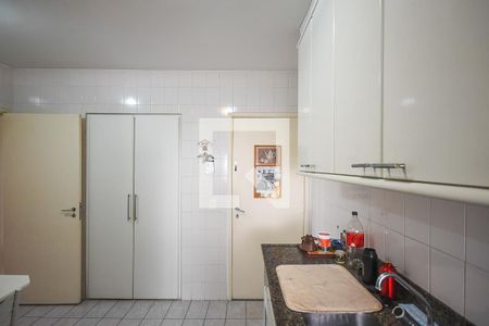 Apartamento à venda com 110m², 3 quartos e 2 vagasCozinha