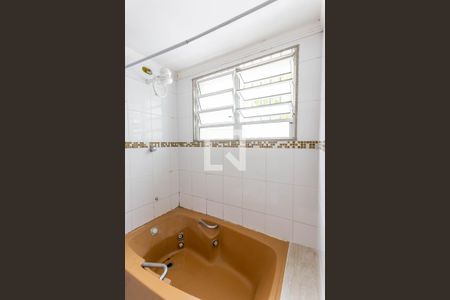 Banheira da Suíte de casa para alugar com 3 quartos, 110m² em Sacomã, São Paulo