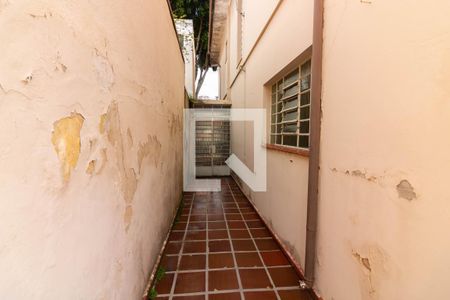 Casa para alugar com 110m², 2 quartos e 1 vagaCorredor externo 