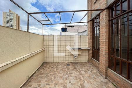 Casa para alugar com 200m², 3 quartos e 1 vagaÁrea de Serviço