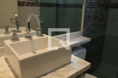 Apartamento para alugar com 81m², 3 quartos e 2 vagasBanheiro da Suíte