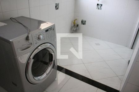 Apartamento para alugar com 81m², 3 quartos e 2 vagasÁrea de Serviço