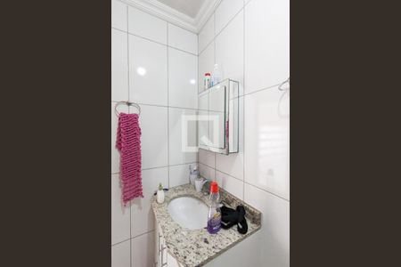 Casa à venda com 200m², 3 quartos e 2 vagasBanheiro 1 da casa 2