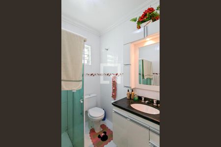 Casa à venda com 200m², 3 quartos e 2 vagasBanheiro da suíte 1