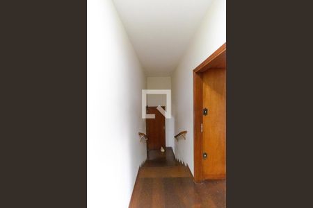 Casa à venda com 212m², 3 quartos e 5 vagas Casa à venda com 212m², 3 quartos e 5 vagasCorredor