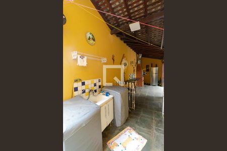 Casa à venda com 212m², 3 quartos e 5 vagas Casa à venda com 212m², 3 quartos e 5 vagasÁrea de Serviço