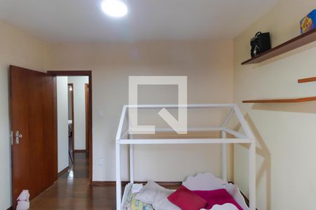 Casa à venda com 212m², 3 quartos e 5 vagas Casa à venda com 212m², 3 quartos e 5 vagasQuarto 01