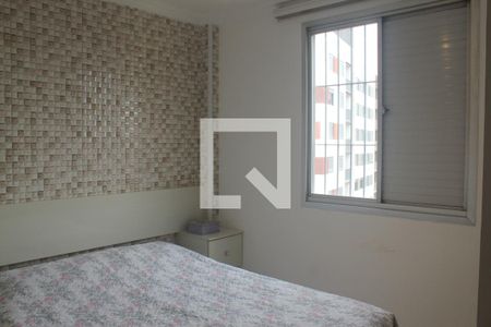 Quarto 2 de apartamento para alugar com 3 quartos, 72m² em Vila Constança, São Paulo