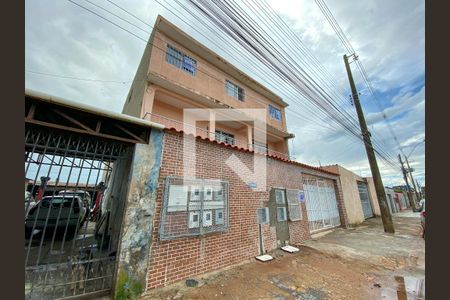 Fachada de apartamento para alugar com 2 quartos, 50m² em Conjunto J, Brasília